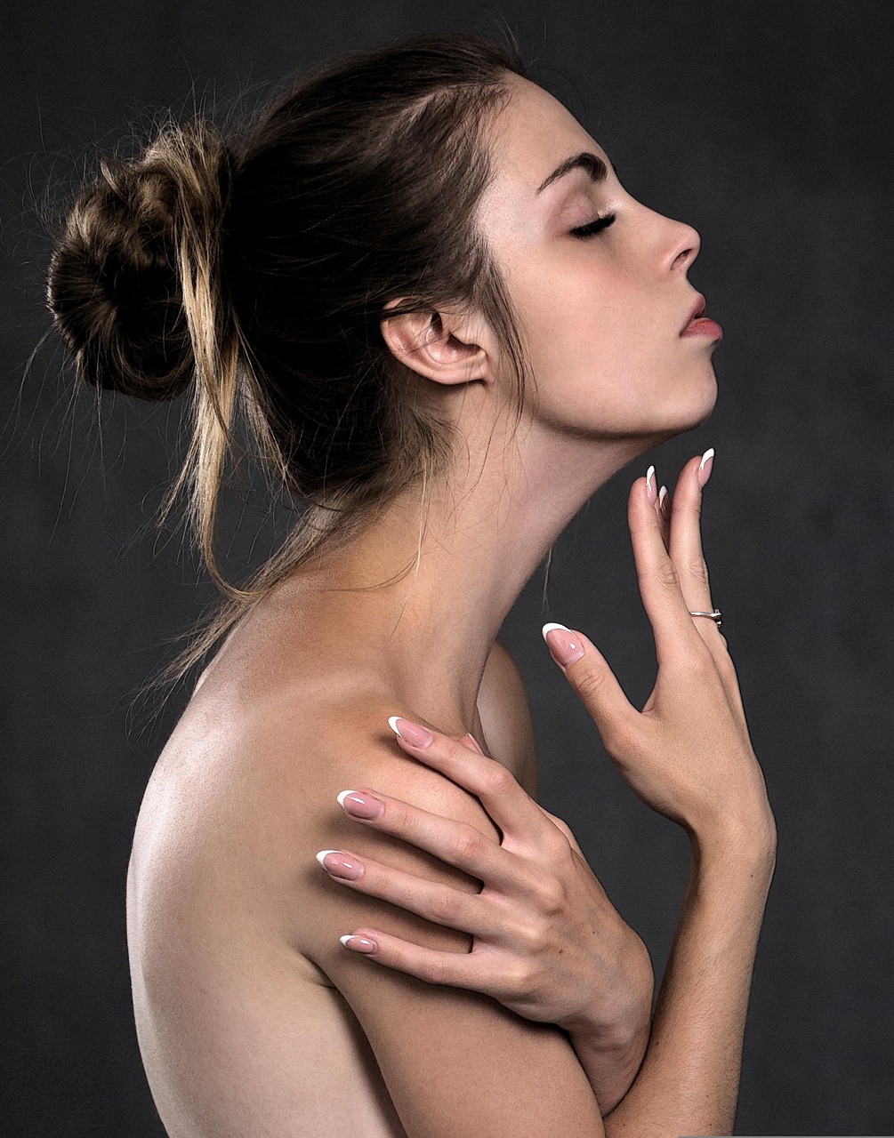 女性のつむじに効果的な育毛剤はどれがおすすめ？